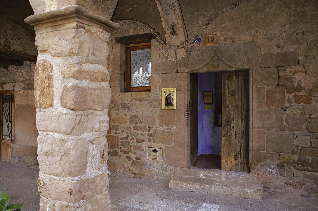 Allotjaments Placa Major-Grevol Santa Pau Habitación foto